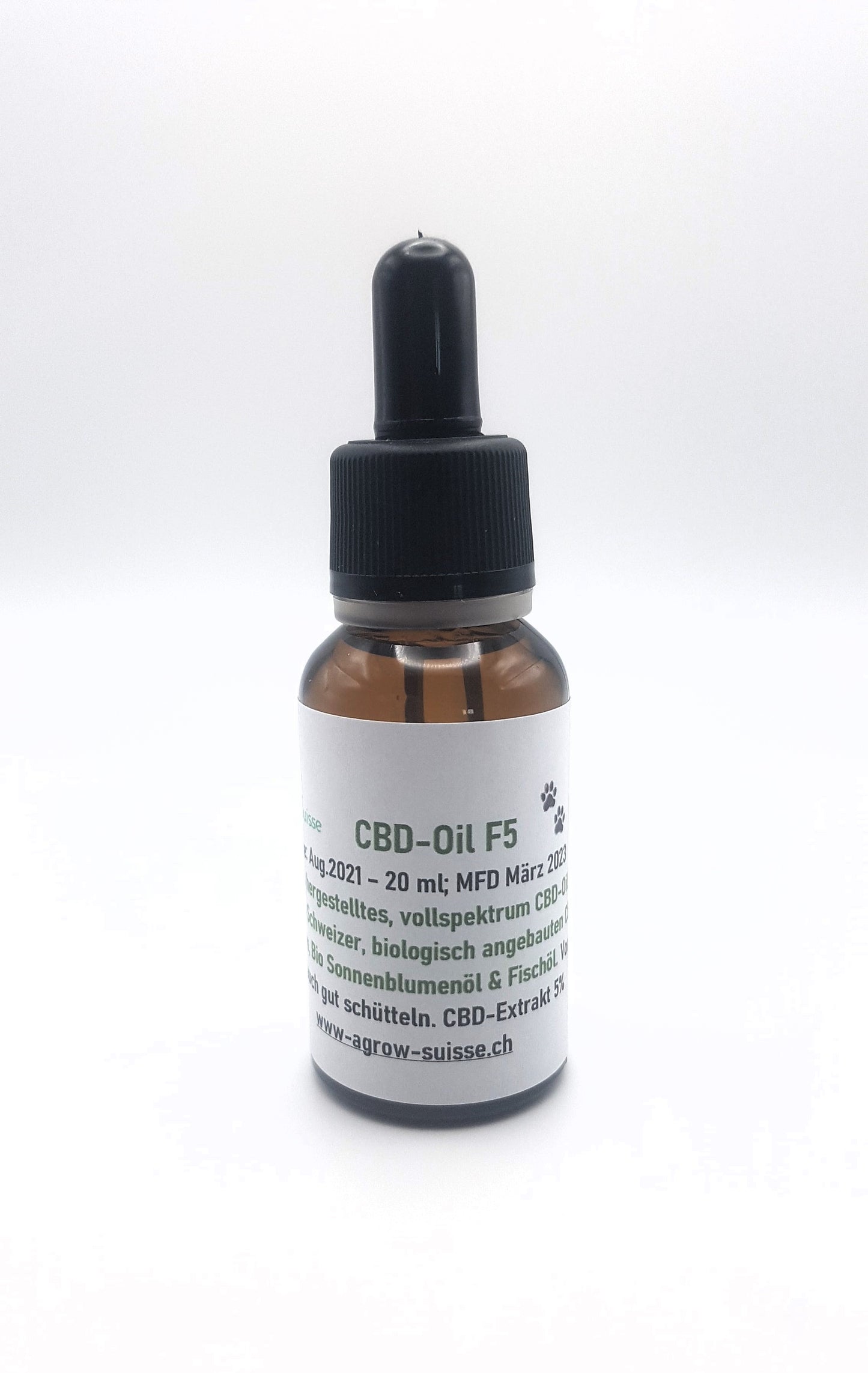 CBD-Oil F5 in Tropfenflasche
