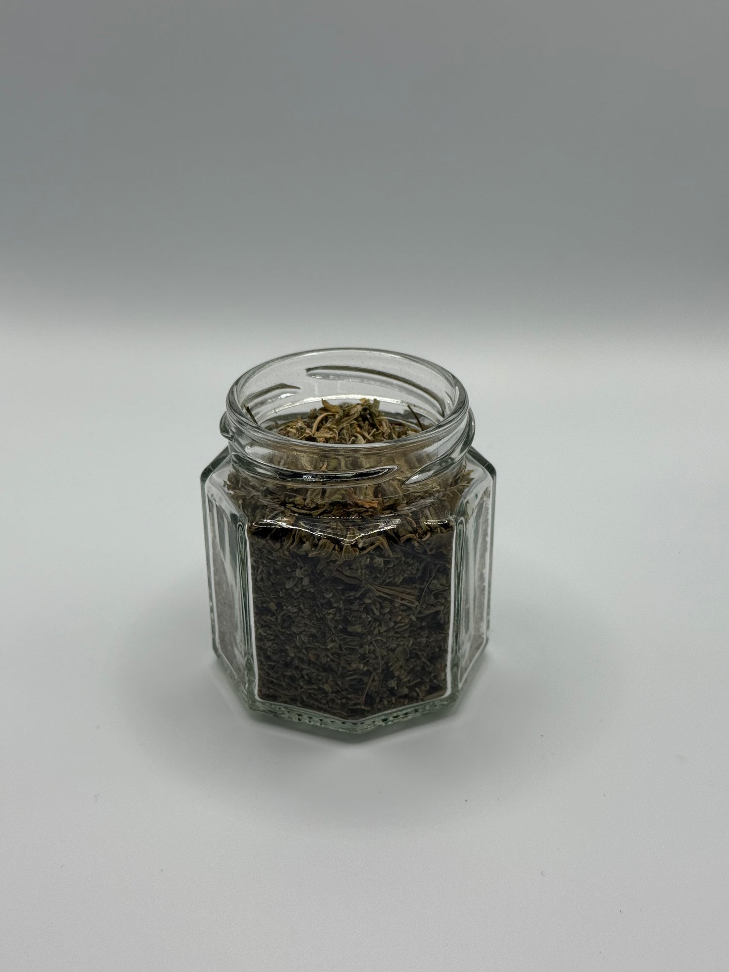 Damiana Kraut im Glas